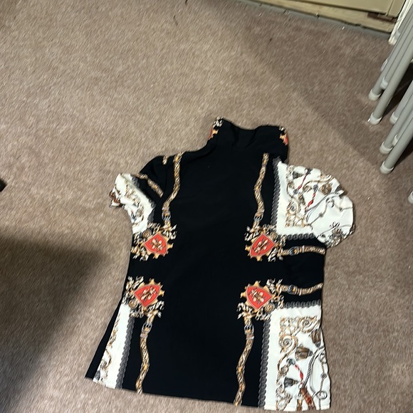 Shein top size XS. - Picture 4 of 5